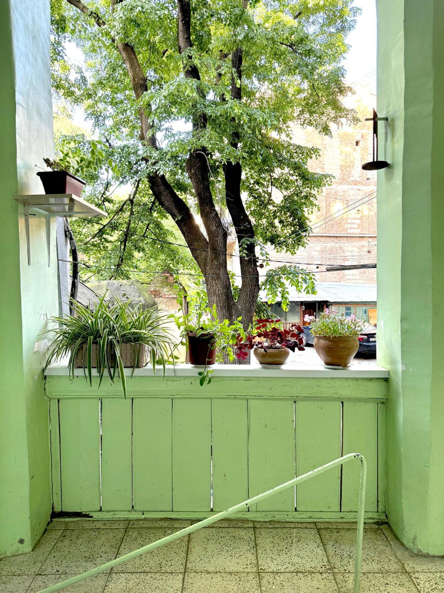 Authentic Old Tbilisi Apartment Exterior foto